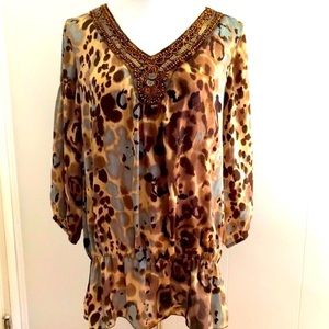Women's Short Sleeve Boho Peasant VNeck Top 1X lightweight animal print beaded
